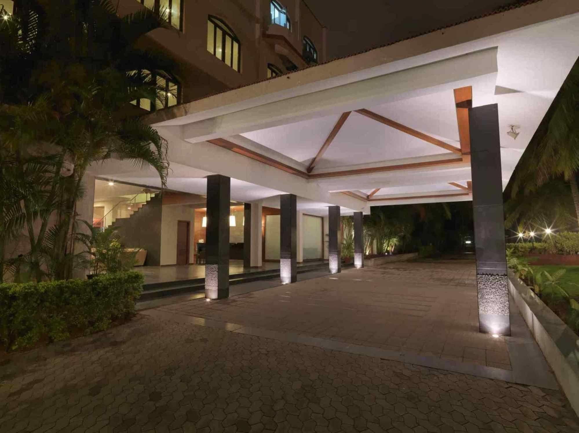 Royal Orchid Resort & Convention Centre, Yelahanka Bangalore Ngoại thất bức ảnh